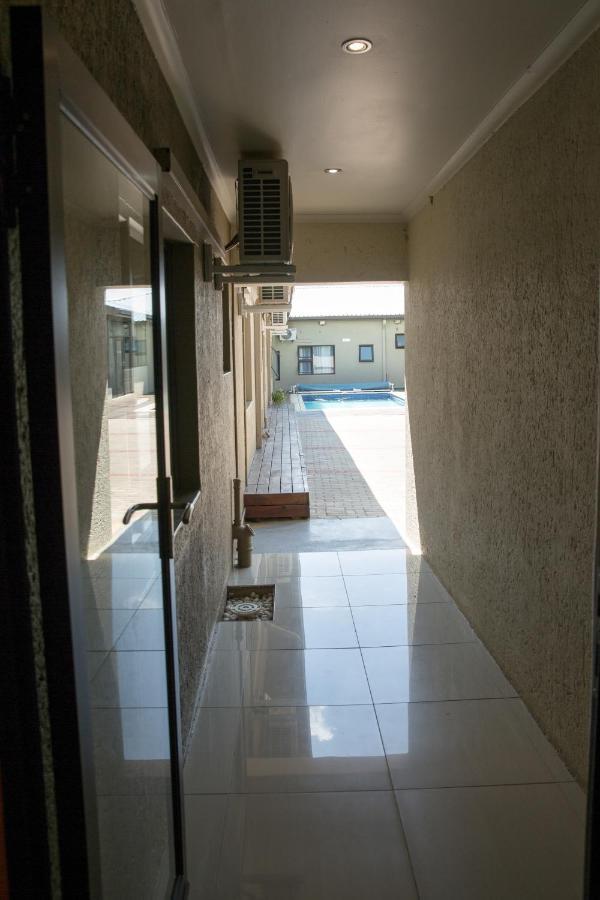 A-Z Boutique Guesthouse Windhoek Exterior foto