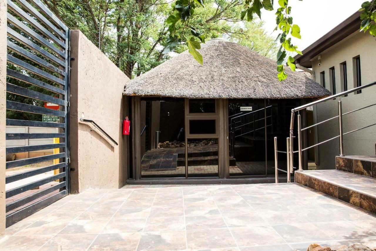 A-Z Boutique Guesthouse Windhoek Exterior foto